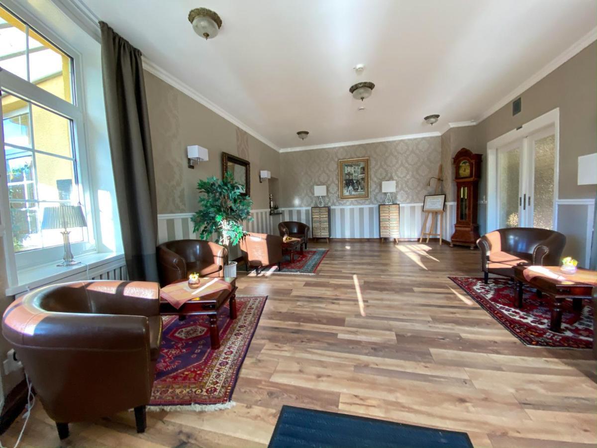 Hotel Sanssouci บาด ฟาลลิงบอสเทล ภายนอก รูปภาพ