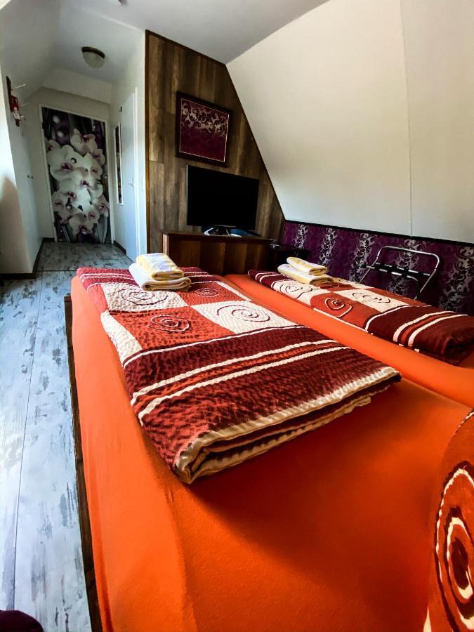 Hotel Sanssouci บาด ฟาลลิงบอสเทล ภายนอก รูปภาพ